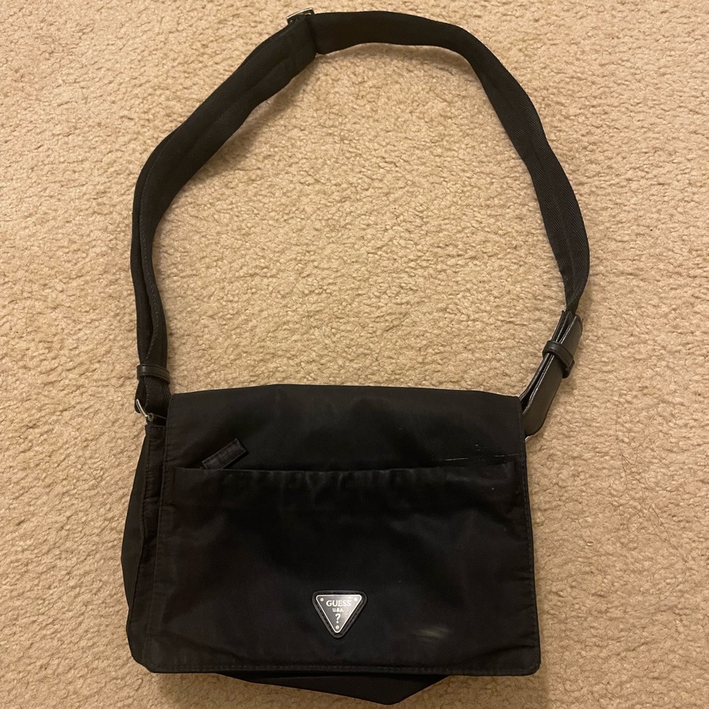 Black guess purse
